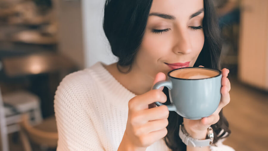 Wpływ kawy na organizm i poprawę funkcji poznawczych